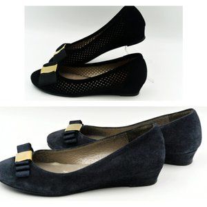 Size 5.5 M Womens Wedge Heels Foreva Suede Bow Pump Heels Blue and Black BUNDLE
